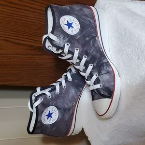 Size 7.5 Heeled Converse All Star Sneakers